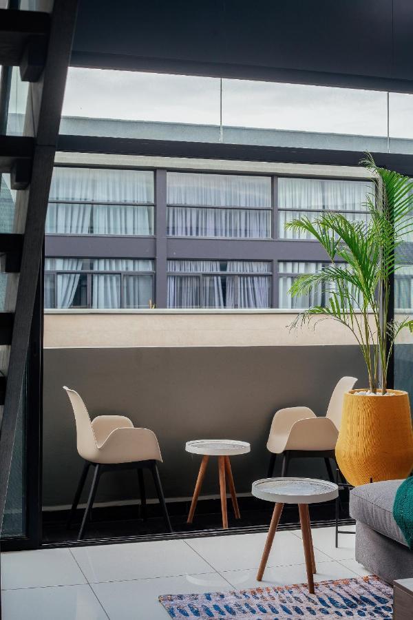 The Avery, 2 Bed Duplex Apartment At Embassy Gardens Accra Ngoại thất bức ảnh